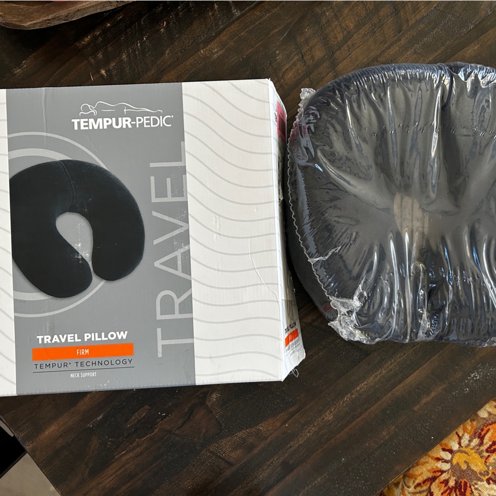 TempurPedic Travel U Neck Pillow Navy Blue
